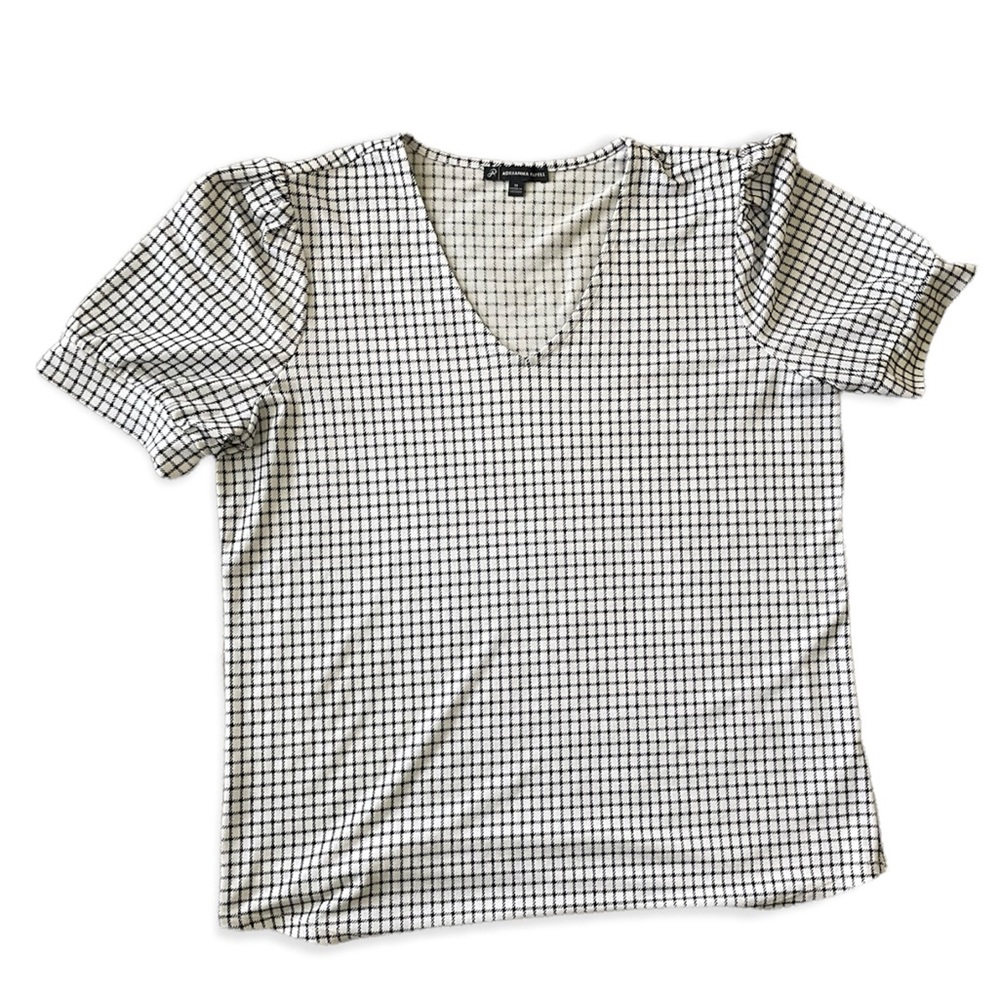 Puffed Sleeve V Neck Blouse